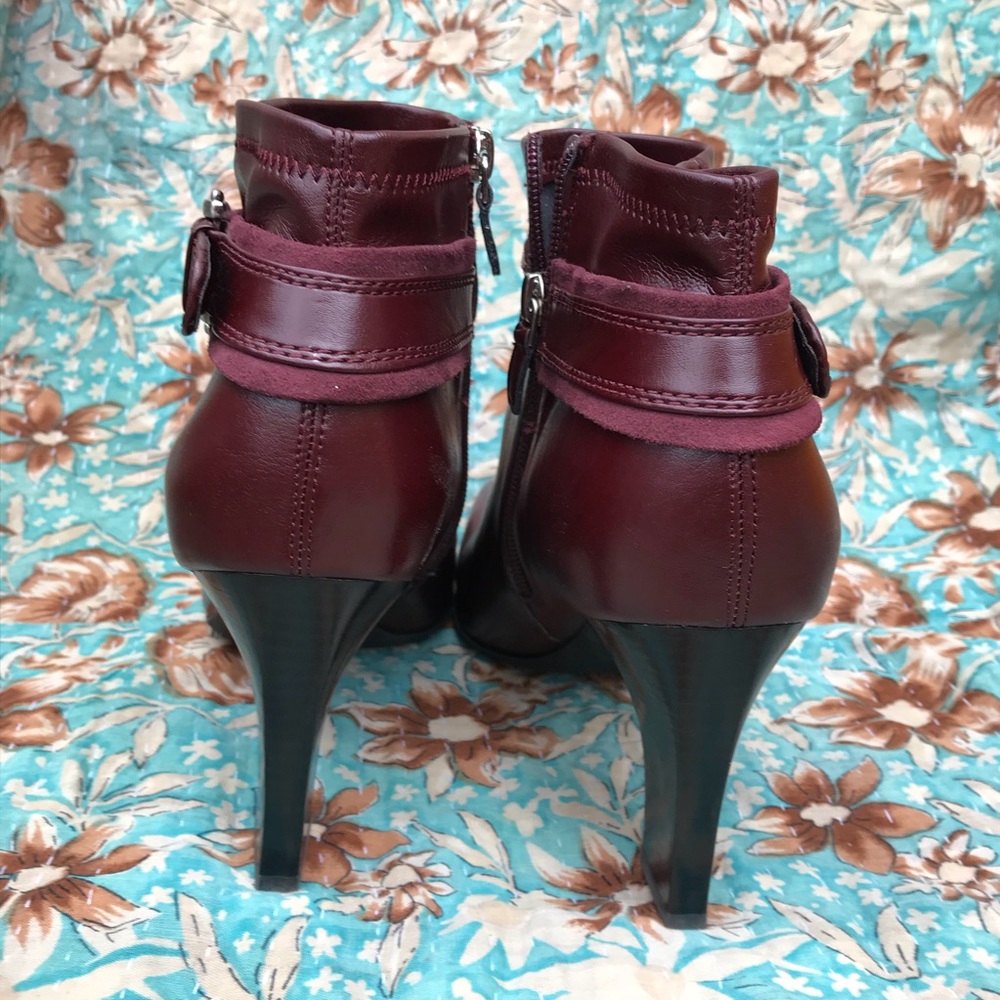 Franco Sarto Maroon Heeled Booties 9 1/2 ❤️ - Picture 2 of 8